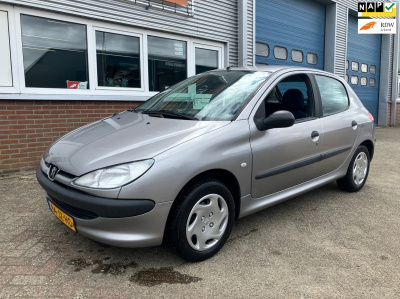 Peugeot 206 1.4 xr
