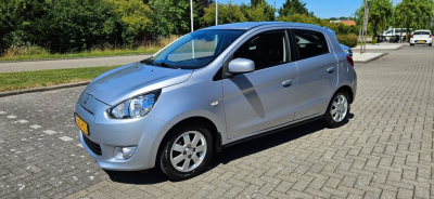 Mitsubishi Space Star 1.0 bright / nl auto / nap / 94745 km ! 1:25 !!