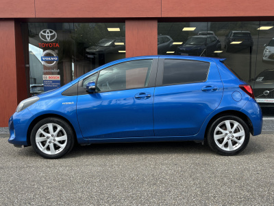 Toyota Yaris 1.5 hybrid dynamic | navi | camera |