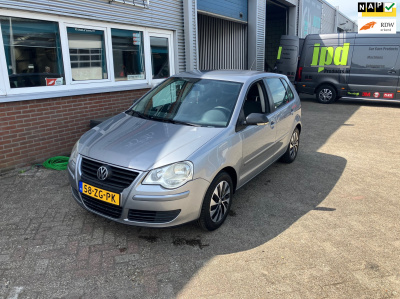 Volkswagen Polo 1.4-16v optive airco