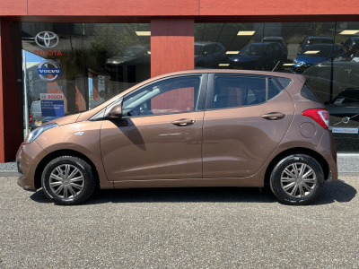 Hyundai I 10 1.0i i-motion comfort | climate | radio | cruise |