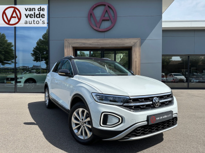 Volkswagen T-roc 1.5 tsi 150pk dsg style | camera | navi | adapt. cruise | iq light | rijklaar incl. garantie
