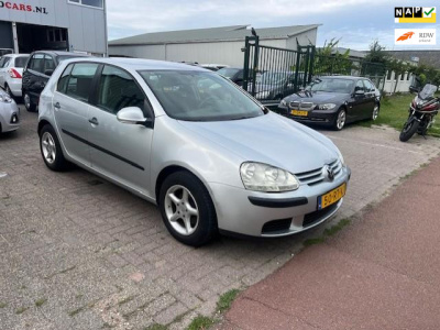 Volkswagen Golf 1.6 fsi turijn