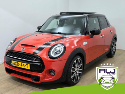 Mini Cooper mini occasion 2.0 automaat | 5 deurs en maar 1 van in nl | tweedehands mini cooper s | bomvolle auto en snel!