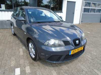 Seat Ibiza 1.4-16v trendstyle