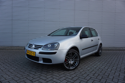 Volkswagen Golf 1.9 tdi trendline airco / navi / cruise / elektr. ramen / trekhaak / nap