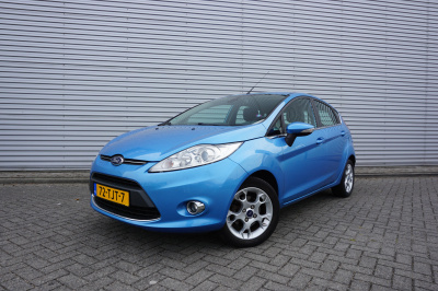 Ford Fiesta 1.6 titanium airco / cruise / elektr. ramen . lm velgen / nap