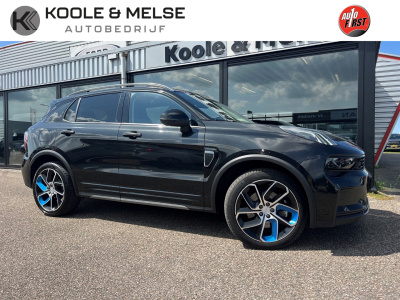 Lynk & Co 01 1.5 261pk phev plug in hybrid , 360gr camera , zwart gewrapt , pano dak,car play, adaptive cc ,