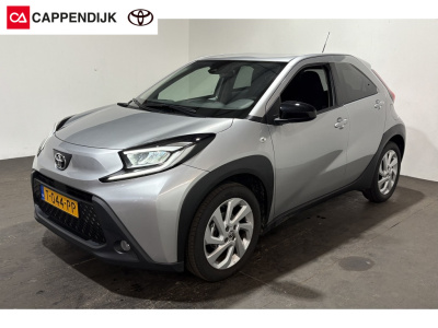 Toyota Aygo x 1.0 vvt-i mt first