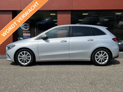 Mercedes-Benz B-Klasse 250 premium plus automaat | trekhaak |
