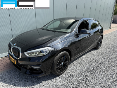 BMW 1 Serie 118i 140pk automaat high executive sportline 5-drs