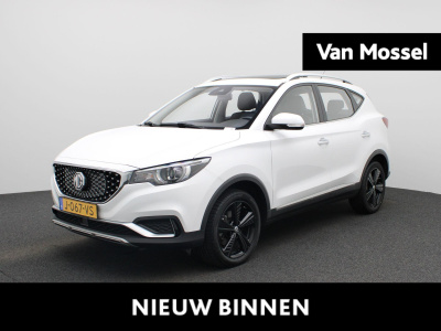 MG Zs Ev luxury 45 kwh | automaat | panoramadak | leder | navigatie | airco | achteruitrijcamera | apple carplay / android auto | stoelverwarming | lichtmetalen velgen |