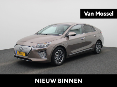 Hyundai Ioniq comfort ev 38 kwh | automaat | navigatie | apple carplay / android auto | voorstoelen verwarmd | climate control | parkeersensoren | camera |