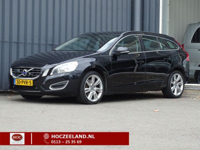 Volvo V60 2.0t momentum automaat | 200 pk | trekhaak