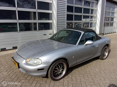 Mazda Mx-5 1.6i