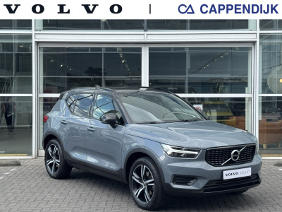 Volvo XC40 t4 190pk r-design| adap.cruise| trekhaak| stoel.verw| h&k sound
