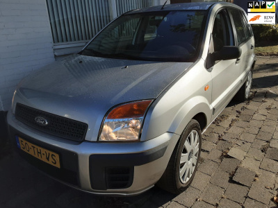 Ford Fusion 1.4-16v champion