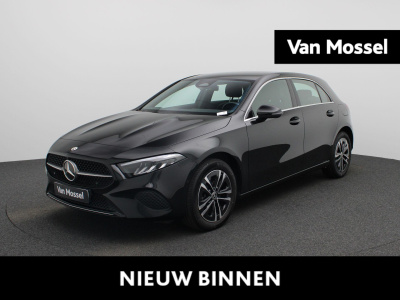 Mercedes-Benz A-Klasse 250 e luxury line | automaat | lmv | half leder | virtual cockpit | parkeer sensoren | cruise control | bluetooth | stoel verwarming | dab | climate control | camera | navigatie