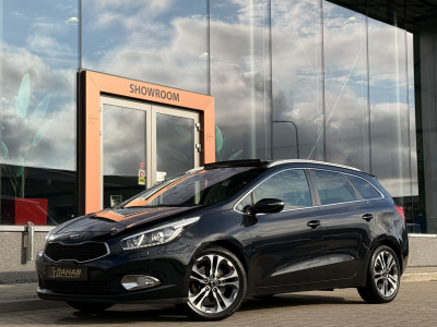Kia Cee'd sportswagon 1.6 gdi businessline | pano | leder | stoel/stuur verwarming | cruise |