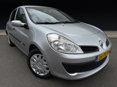 Renault Clio 1.4-16v authentique // airco // 1e eigenaar //