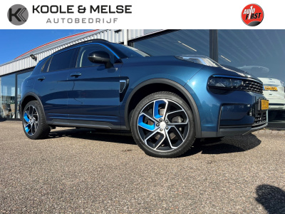 Lynk & Co 01 1.5 261pk phev plug inn hybrid ,360gr camera ,adaptive cc , pano dak,car play
