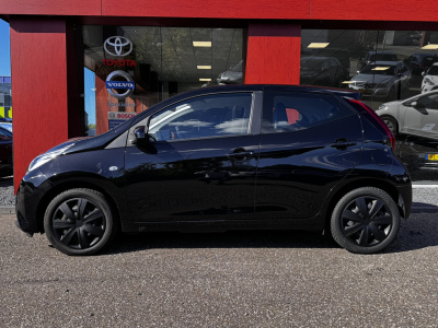 Toyota Aygo 1.0 vvt-i x-play | airco | radio | bluetooth | camera