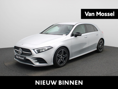 Mercedes-Benz A-Klasse 180 business solution amg | automaat | half leder | bluetooth | navigatie | camera | climate control | cruise control | stoel verwarming | dab |
