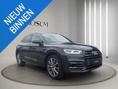 Audi Q5 55 tfsi e quattro competition s-line | luchtvering | head-up | 20"| massage | panoramadak |