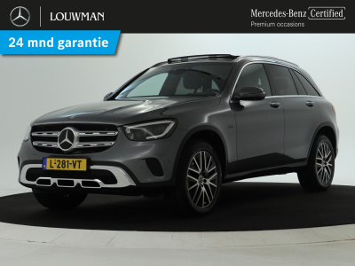 Mercedes-Benz Glc 300e 4matic business sol. keyless go | rijassistentiepakket | leer | trekhaak | panoramadak | inclusief 24 maanden mb certified garantie voor europa.