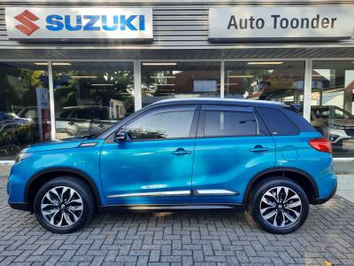 Suzuki Vitara high executive 1.6-120pk/trekhaak/panoramadak