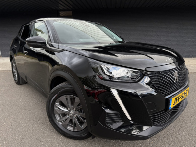 Peugeot 2008 1.2 active // trekhaak //