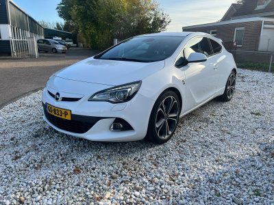 Opel Astra 1.4 t 140pk s&amp;s sport