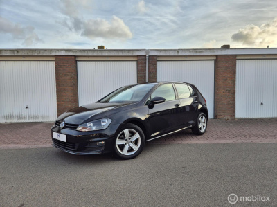 Volkswagen Golf 1.2 tsi comfortline / 1e eigenaar / 5- deurs / dealeronderhouden / stoelverwarming / parkeersensoren