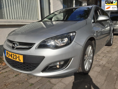 Opel Astra sports tourer 1.4 business +