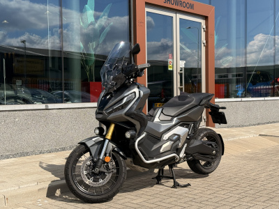 Honda Nc 750 x-adv | adventure pack | btw | akrapovic | sp-connect houder | mistlampen |