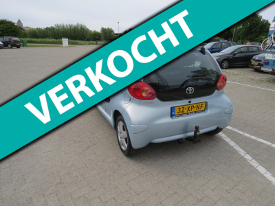 Toyota Aygo 1.0-12v sport