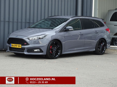 Ford Focus wagon 2.0 st-3 250pk | camera | recaro | 19"