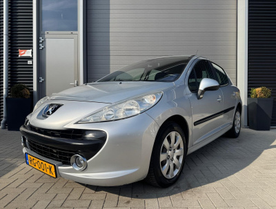 Peugeot 207 1.4-16v xr/130.000/vol jaar apk/airco/carplay