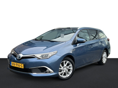 Toyota Auris touring sports 1.8 hybrid lease pro