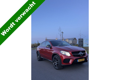 Mercedes-Benz Gle 500 4matic amg sport edition l v8 456 pk l airmatic l panoramadak l memory pakket l wegklapbare trekhaak l night pakket l sport edition l distronic l dodehoek assistent l stoelverwarming l thermotronic airco l apple  carpl...