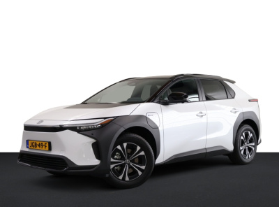 Toyota Bz4x dynamic bi-tone panoramadak 71 kwh