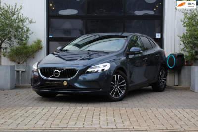 Volvo V40 2.0 t2 momentum - navi - cruise - grootlicht ass - led - pdc - stoel verw - verw vooruit