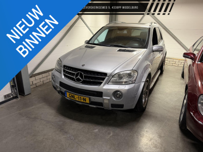 Mercedes-Benz ML-klasse amg 63 motor kapot