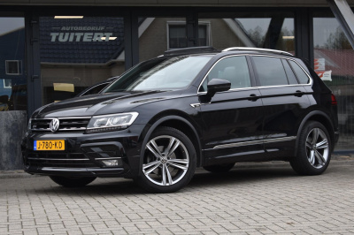 Volkswagen Tiguan 1.5 tsi act r-line | leder | pano | camera | virtual cockpit | nap | stoelverwarming