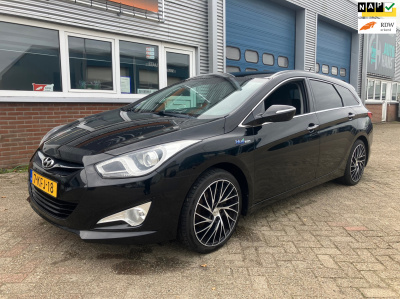 Hyundai I40 wagon 1.6 gdi blue i-vision nav-camera