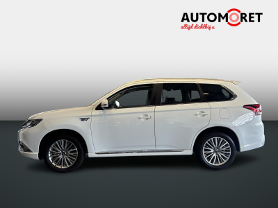 Mitsubishi Outlander 2.4 phev pure+
