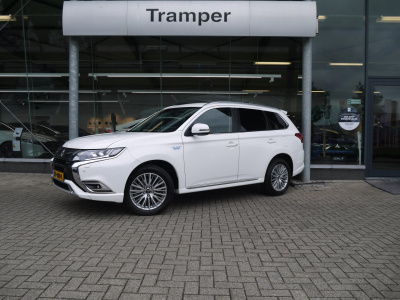 Mitsubishi Outlander 2.4 phev intense