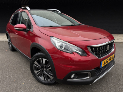 Peugeot 2008 1.2 puretech allure // 29.000km! //