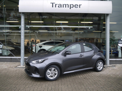 Mazda 2 Hybrid 1.5 centre-line