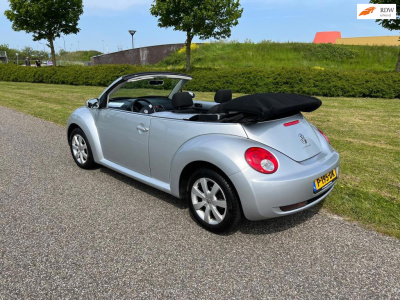 Volkswagen New Beetle cabriolet 2.0 trendline